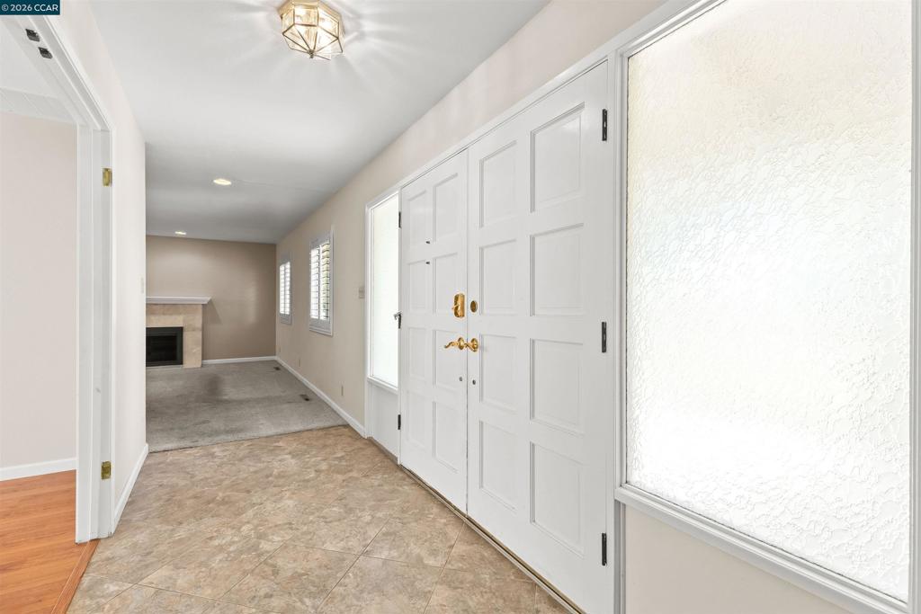1841 Argonne Dr Property Photo 10