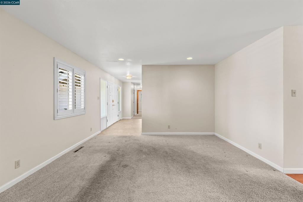 1841 Argonne Dr Property Photo 15