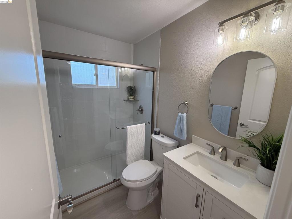 1605 Norton St Property Photo 7