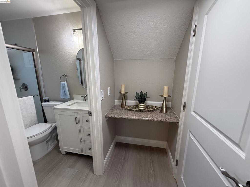 1605 Norton St Property Photo 8
