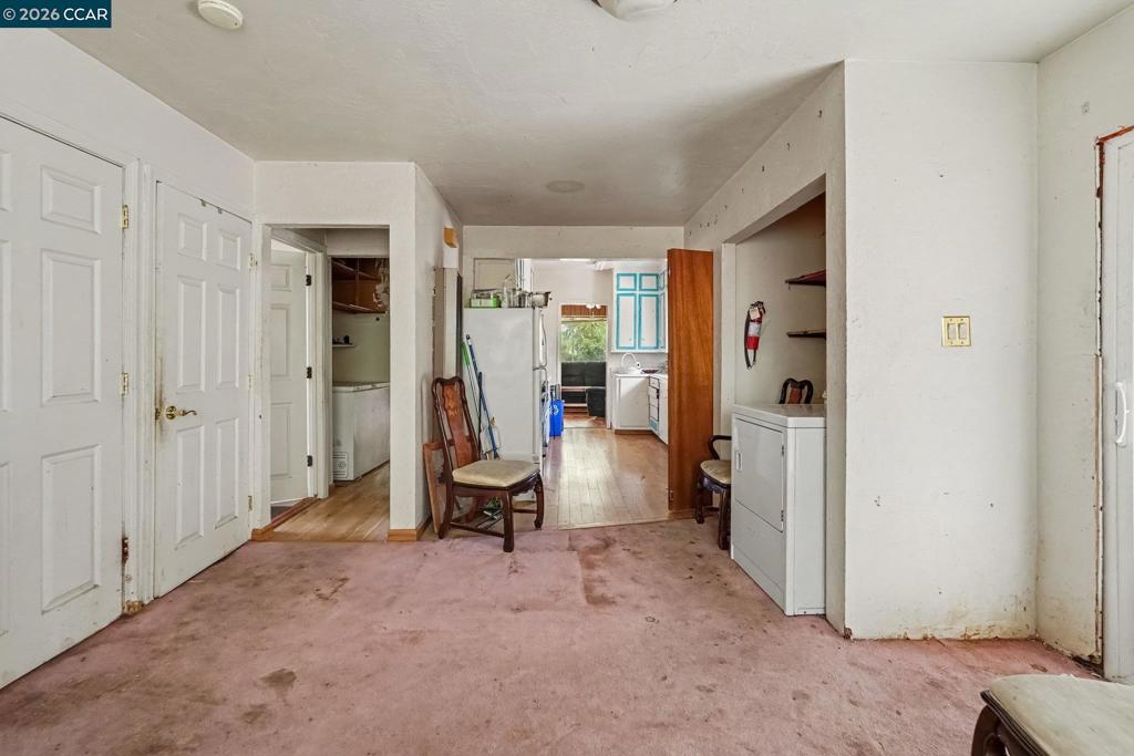 1318 Potter St Property Photo 10