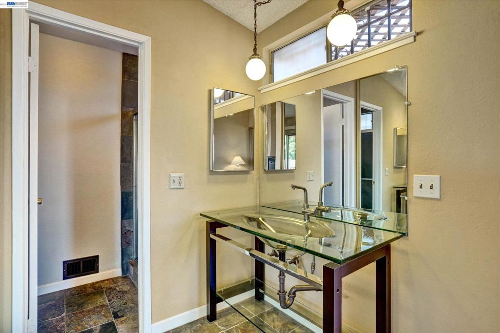 2511 Mistletoe Dr Property Photo 19