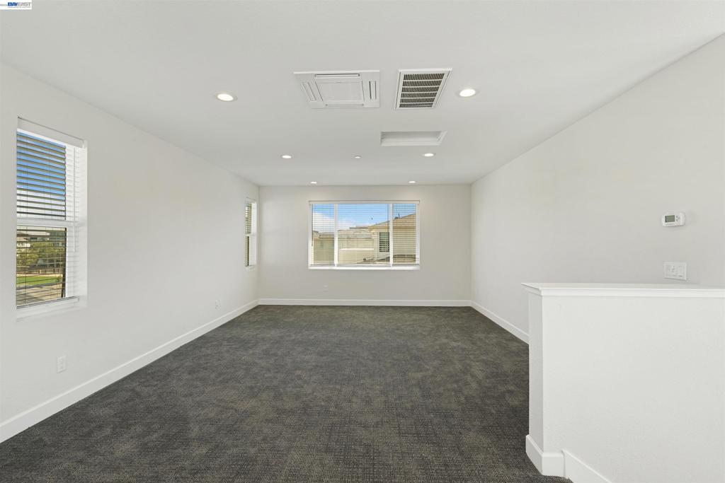 5915 Abbott St Property Photo 15