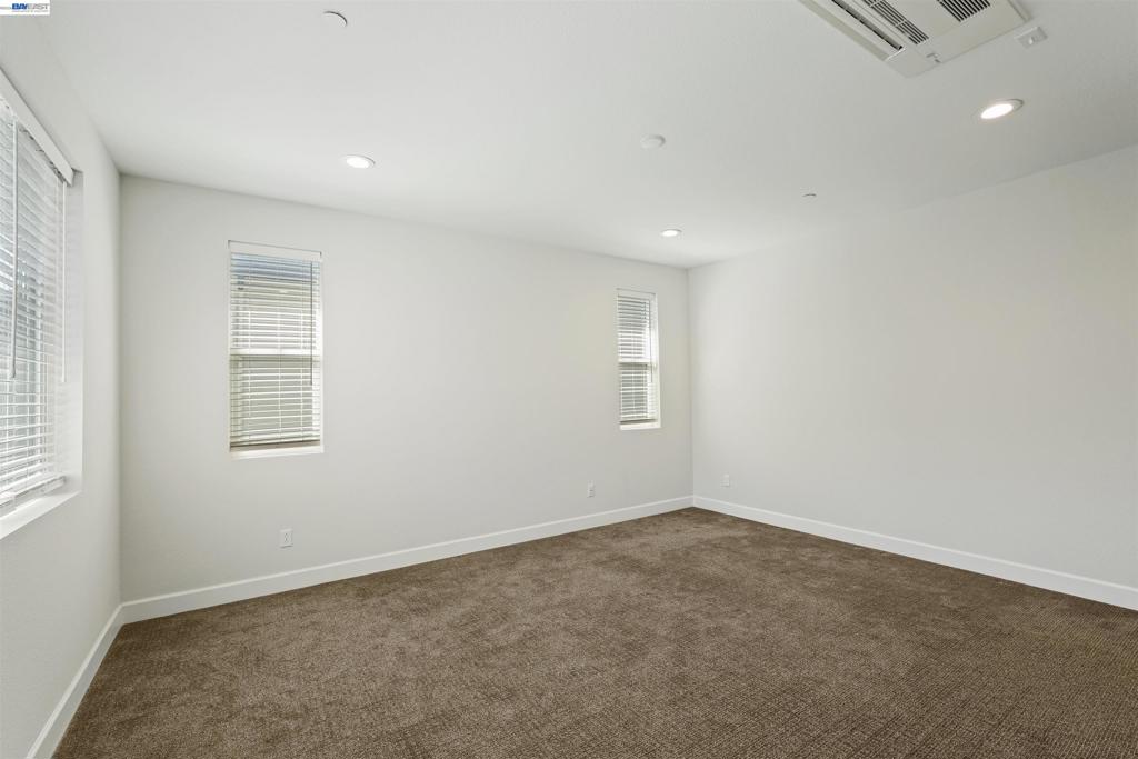 5915 Abbott St Property Photo 33