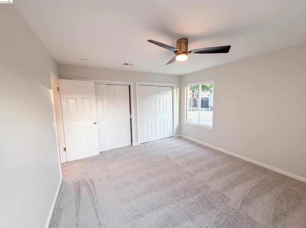 112 Aster Ct Property Photo 8