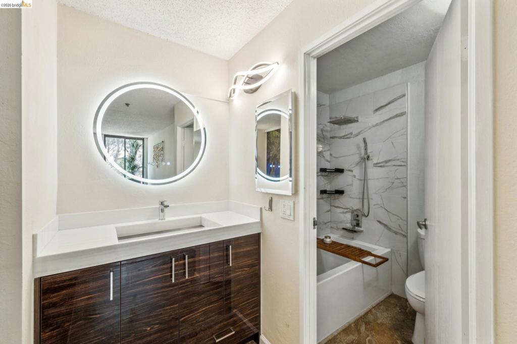555 Pierce St 1125 Property Photo 29