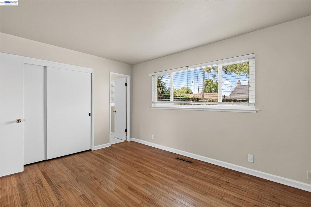 5279 Eggers Dr Property Photo 35