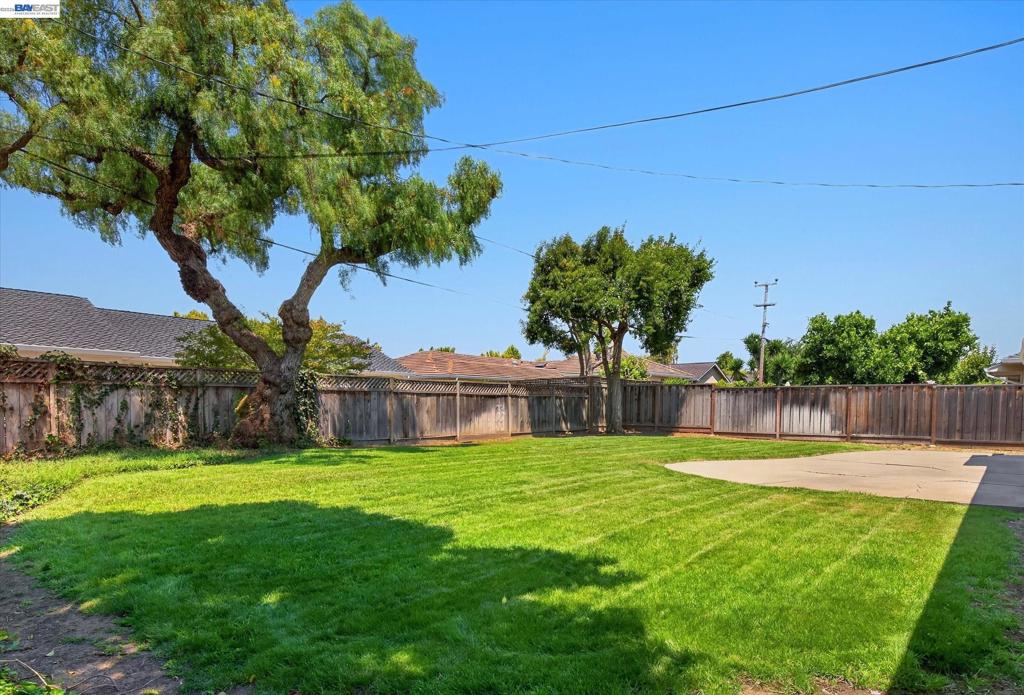 5279 Eggers Dr Property Photo 43