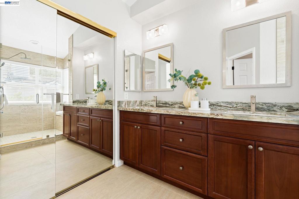 5388 Ontario Cmn Property Photo 28