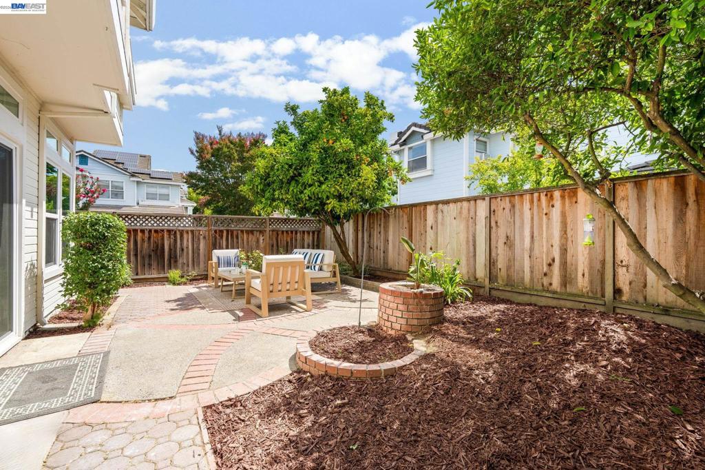 5388 Ontario Cmn Property Photo 39