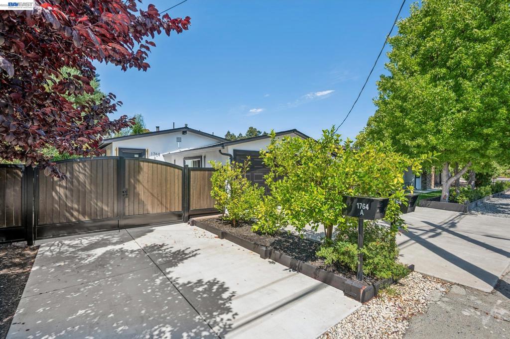 1764 3rd Avenue Property Photo 37