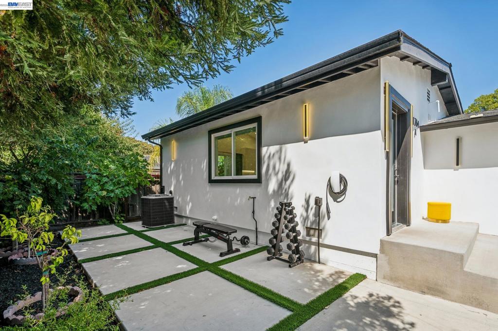 1764 3rd Avenue Property Photo 41