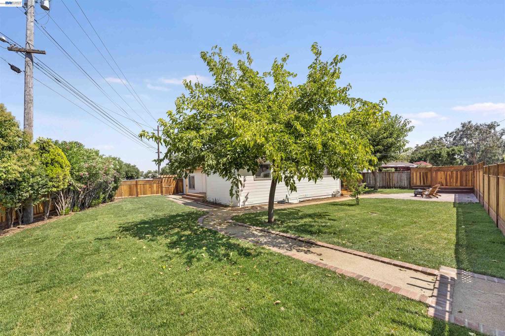 2824 Cowell Rd. Property Photo 5