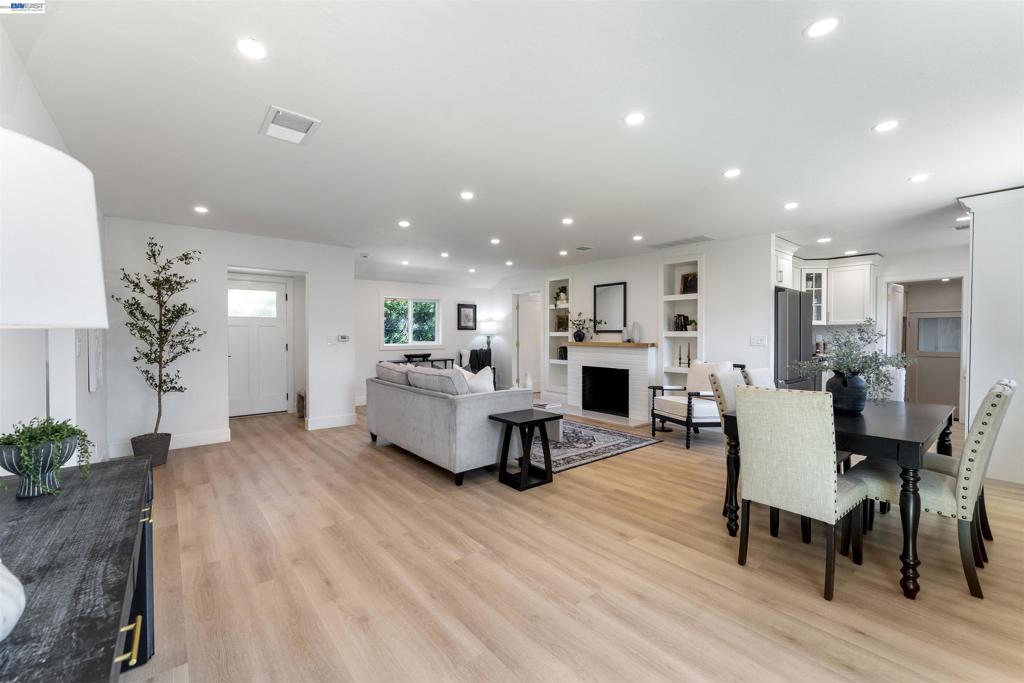 2824 Cowell Rd. Property Photo 15