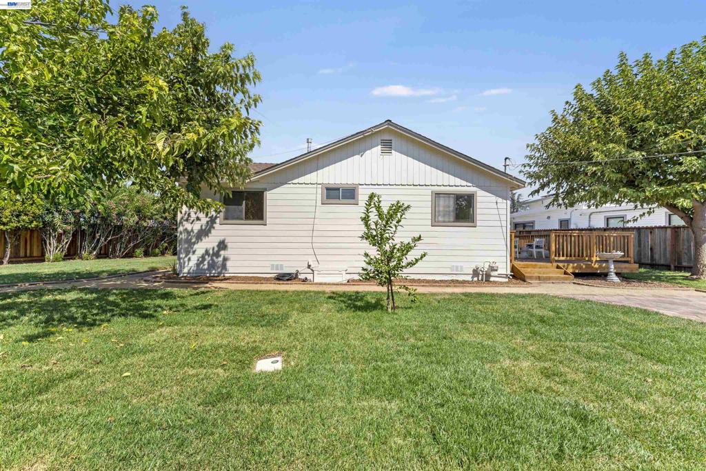 2824 Cowell Rd. Property Photo 45