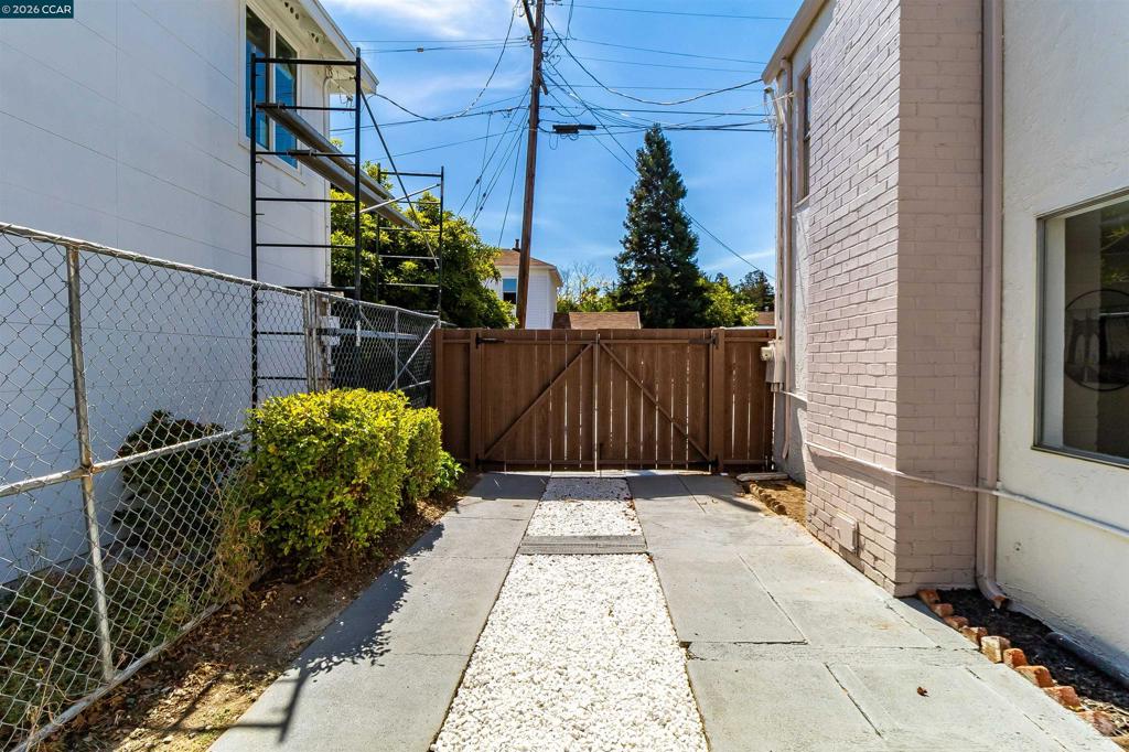 321 Escobar St Property Photo 33