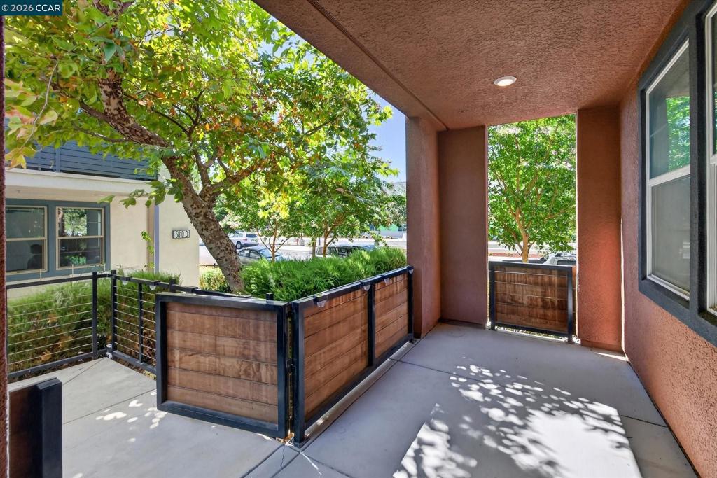 5830 Midnight Pl D Property Photo 6