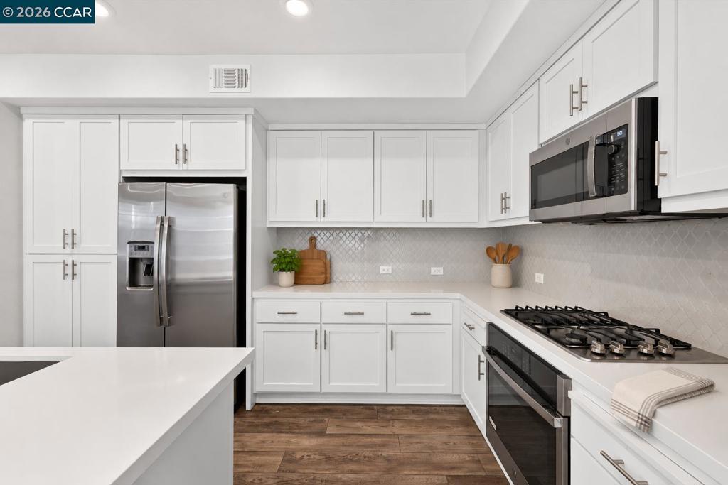 5830 Midnight Pl D Property Photo 17