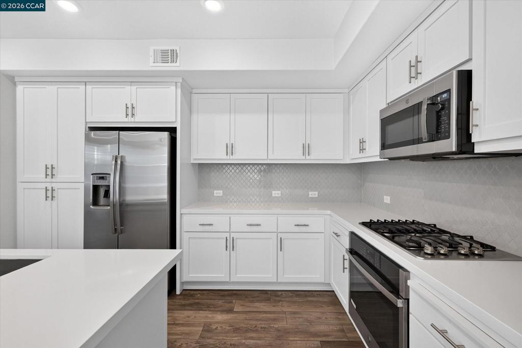 5830 Midnight Pl D Property Photo 18