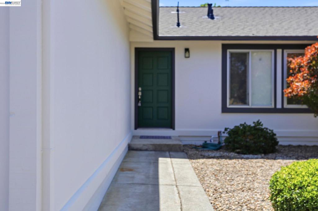 4429 Summerfield Dr Property Photo 4