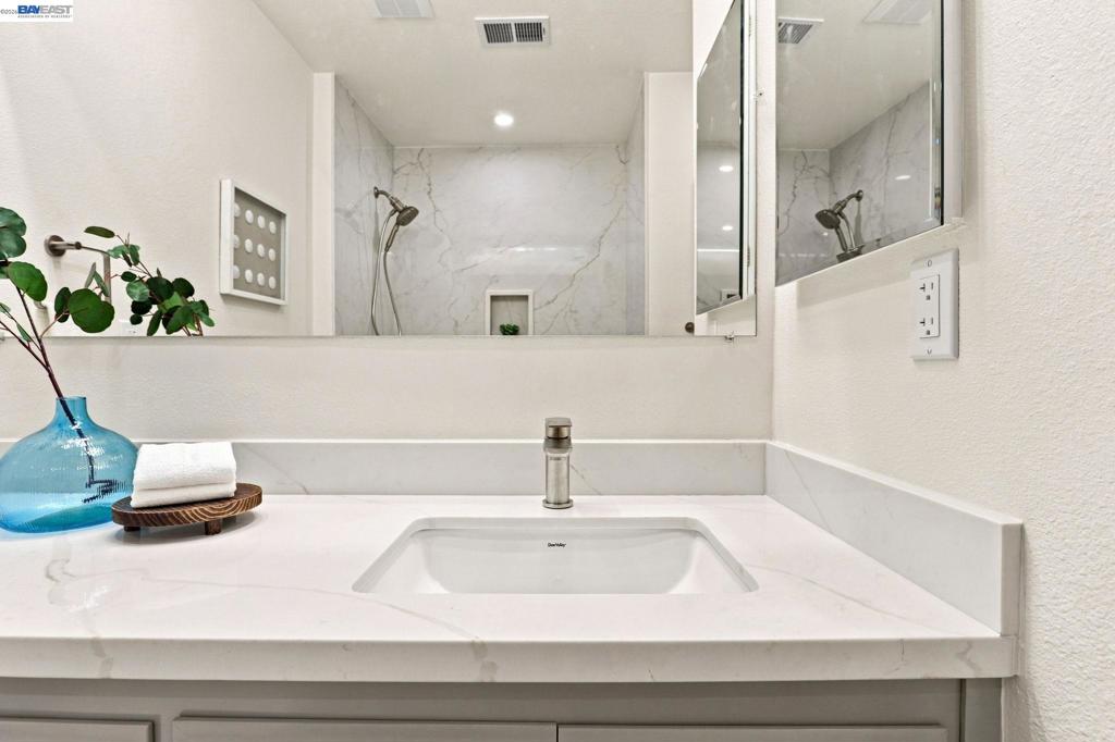 4429 Summerfield Dr Property Photo 23