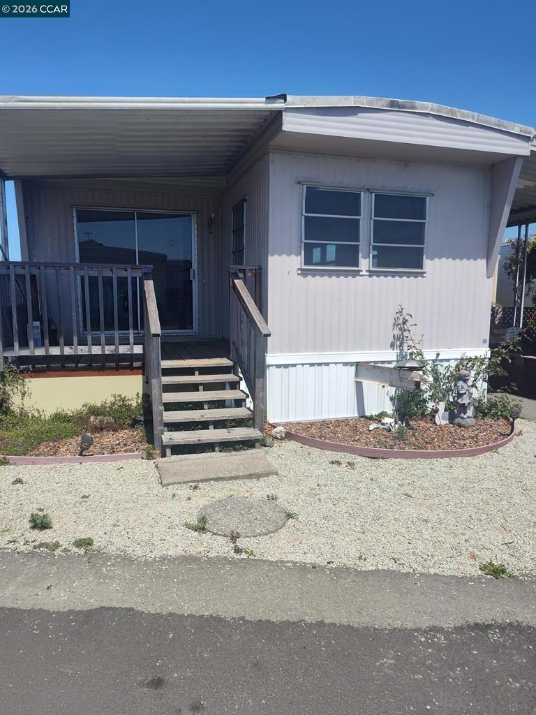 2188 Royal Property Photo 1