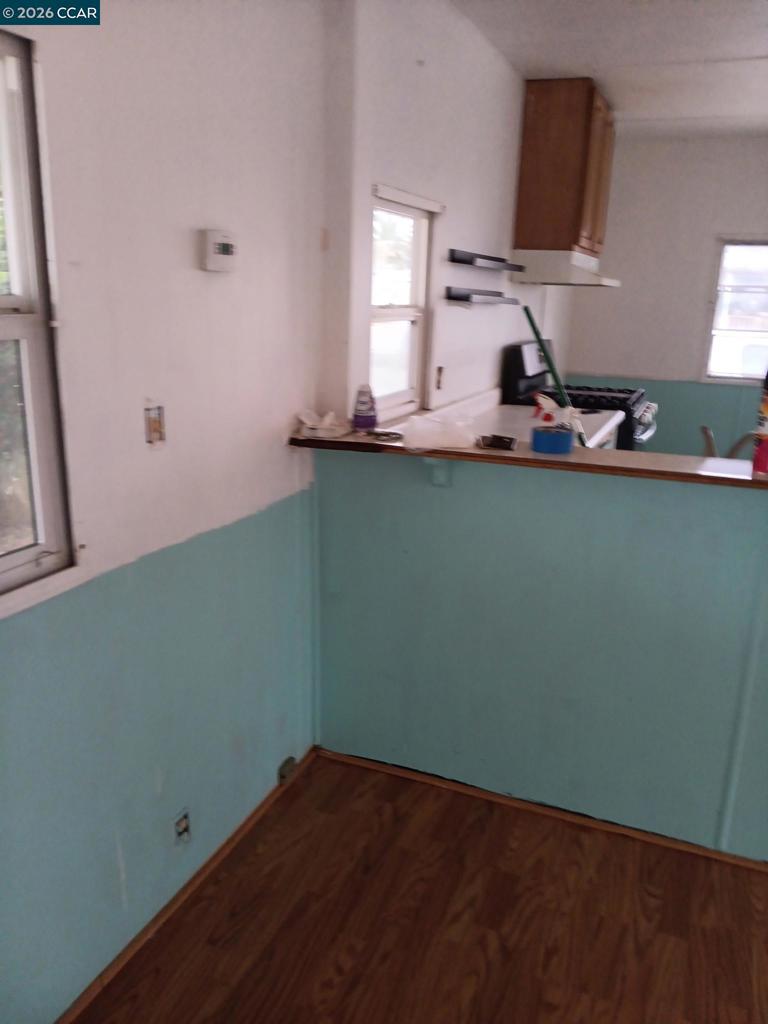 2188 Royal Property Photo 8