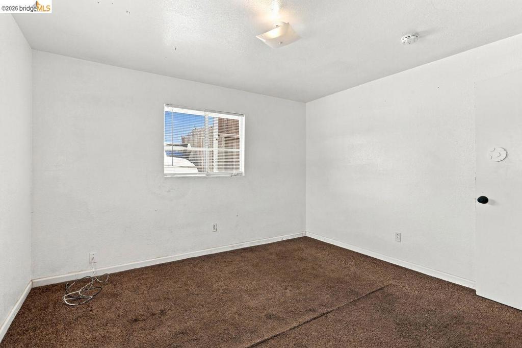 207 Holly St. Property Photo 30