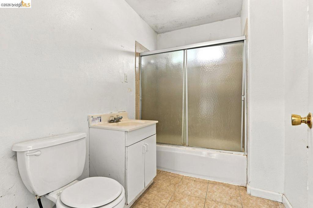 207 Holly St. Property Photo 33