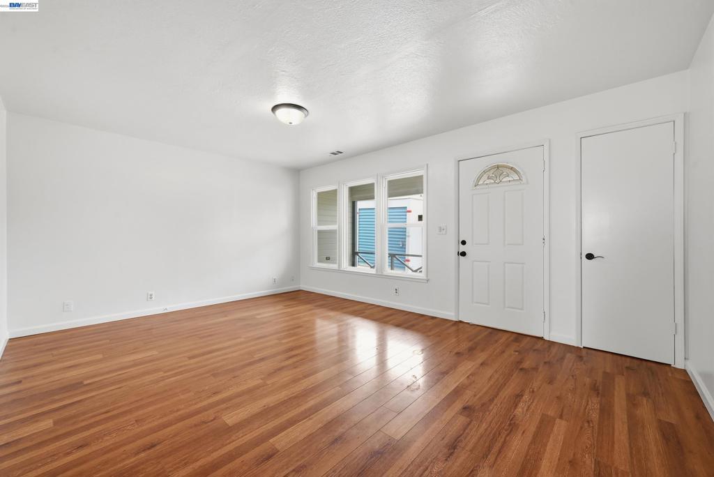 17119 Rolando Ave Property Photo 9