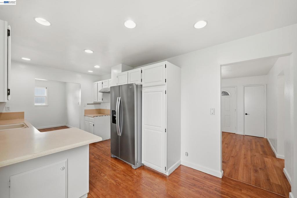 17119 Rolando Ave Property Photo 10