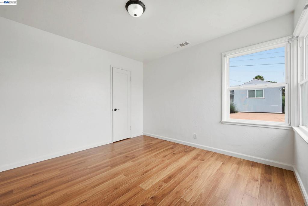 17119 Rolando Ave Property Photo 27