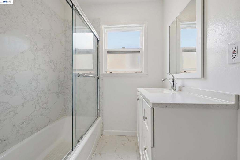 17119 Rolando Ave Property Photo 32
