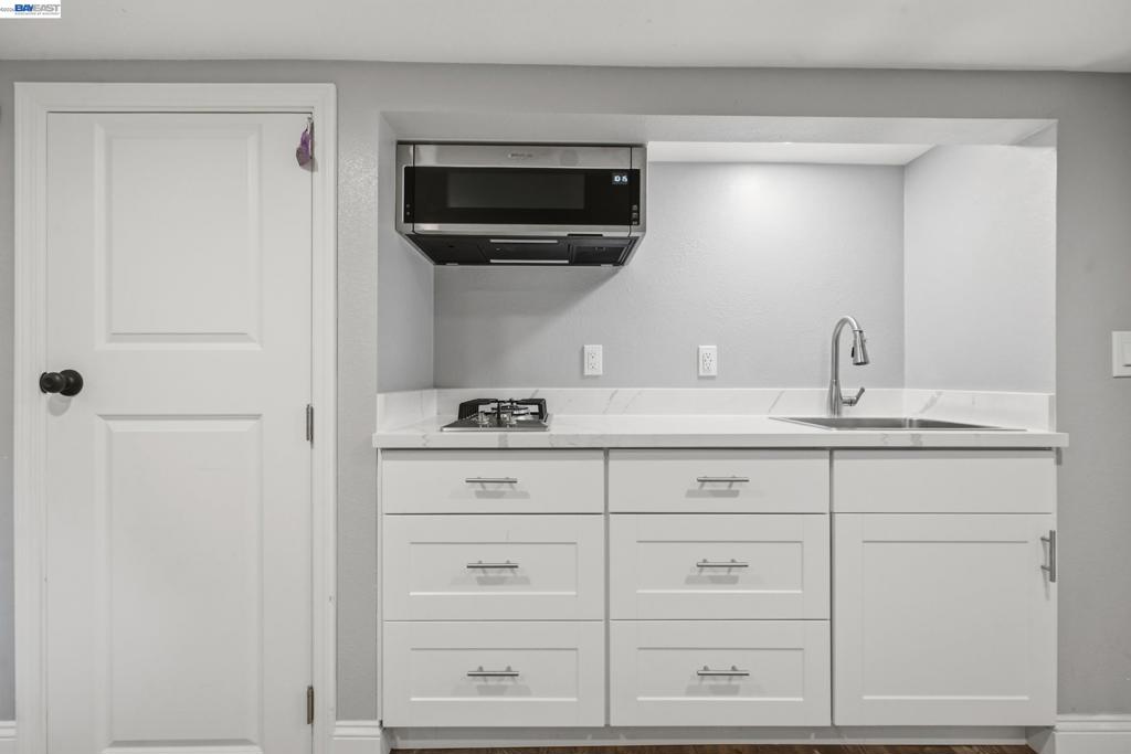 17119 Rolando Ave Property Photo 37