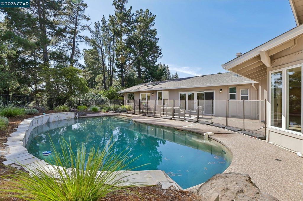 445 Kingsford Dr Property Photo 42
