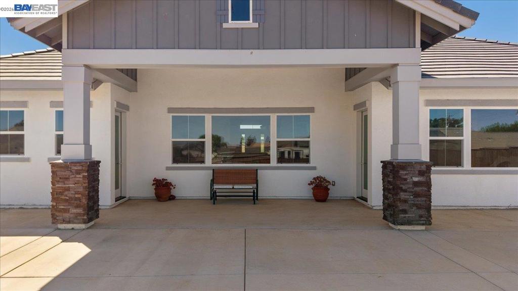 5010 Neroly Rd Property Photo 61