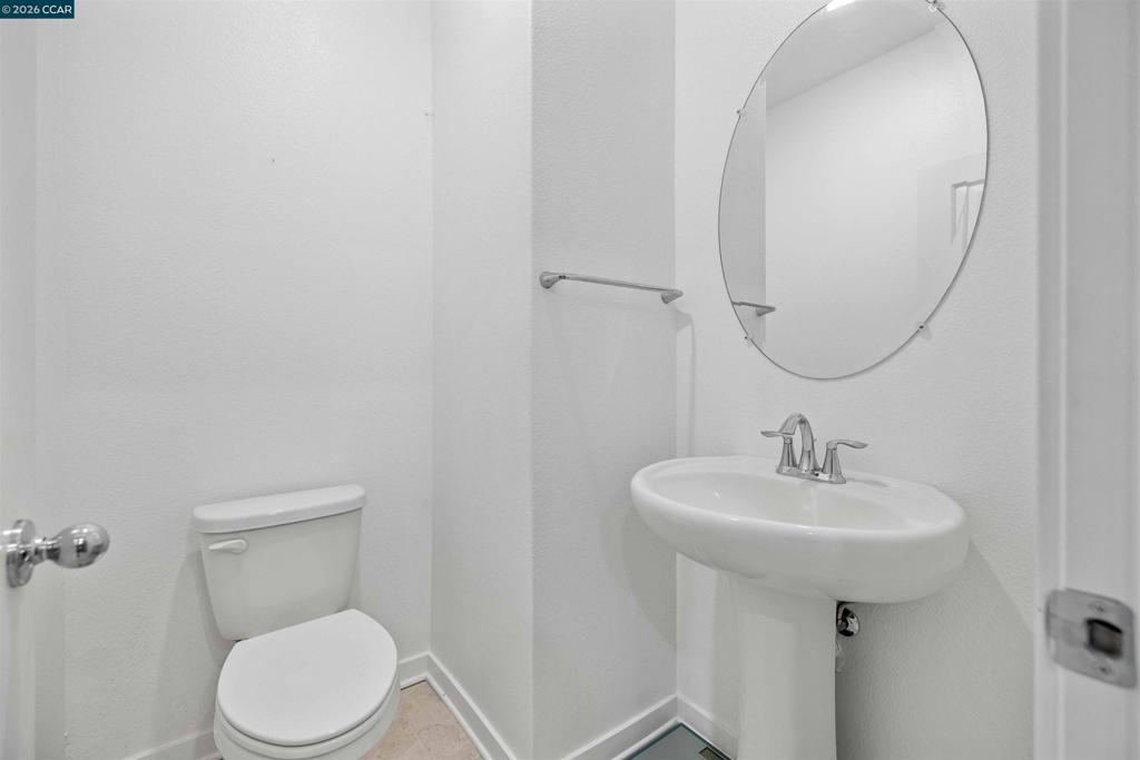 5301 E Commerce Way 58104 Property Photo 20