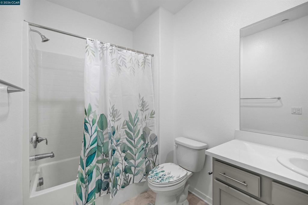 5301 E Commerce Way 58104 Property Photo 30