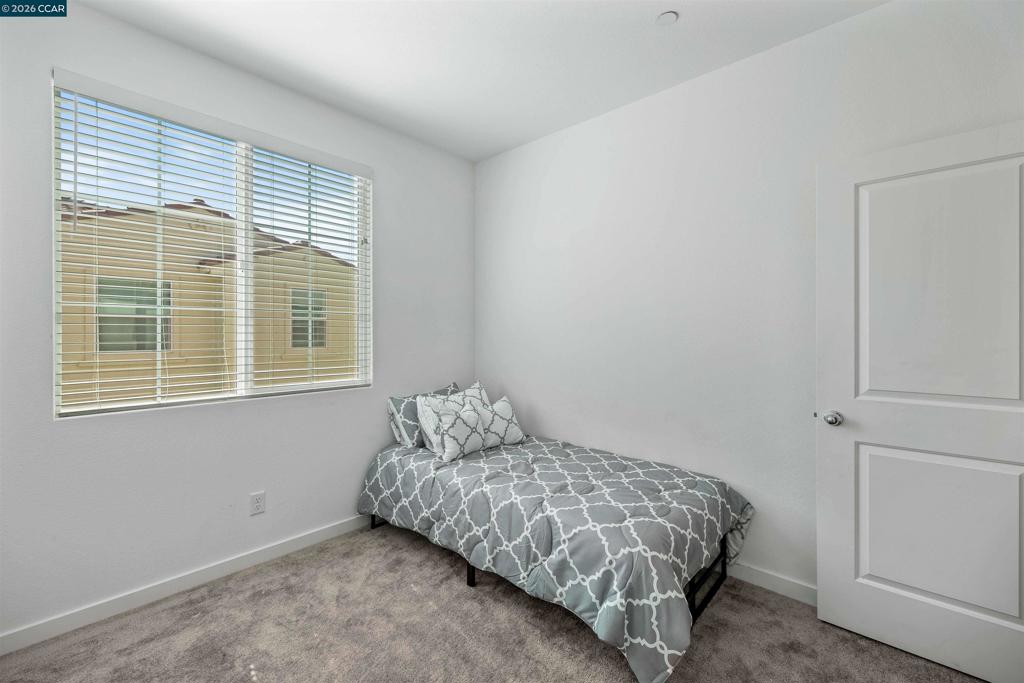 5301 E Commerce Way 58104 Property Photo 35