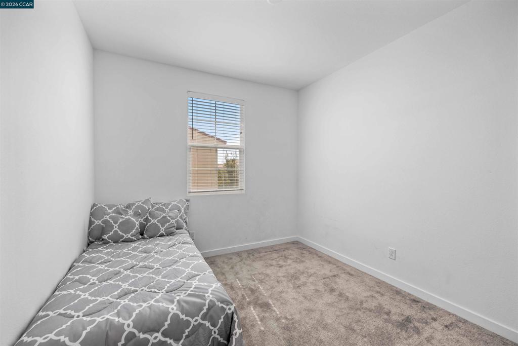 5301 E Commerce Way 58104 Property Photo 37