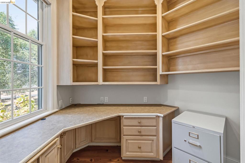 16161 Parkridge Property Photo 28