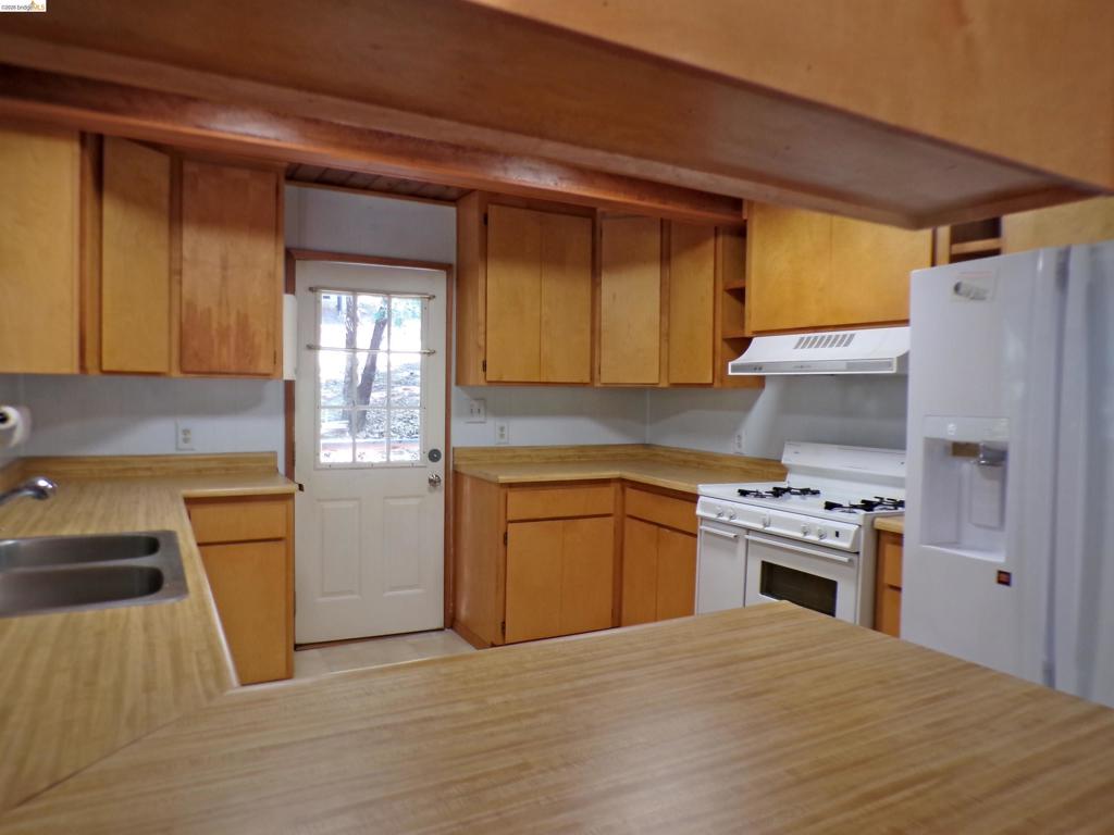 16935 Broken Pine Rd Property Photo 8