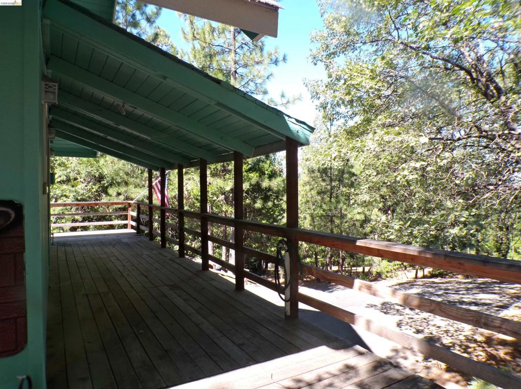 16935 Broken Pine Rd Property Photo 28