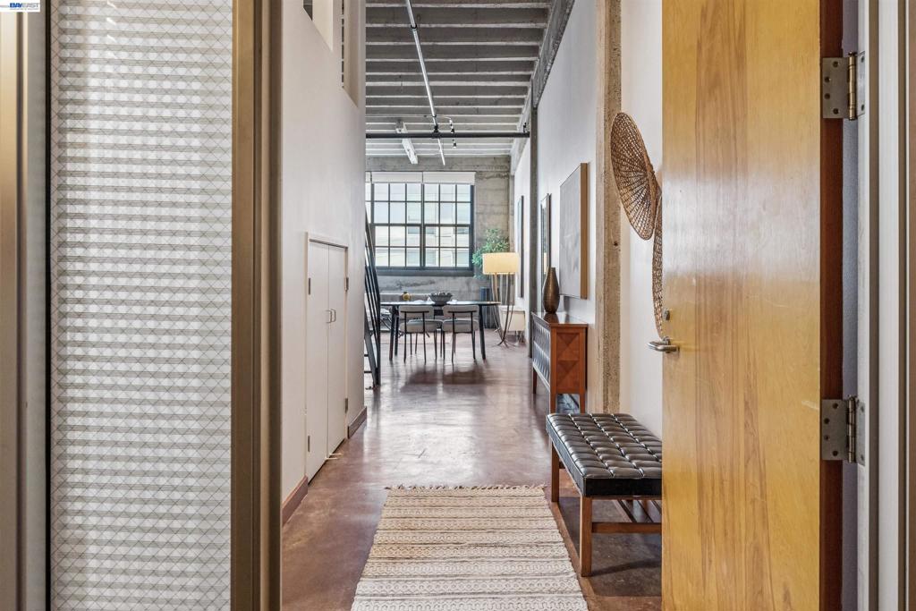247 Fourth Street 405 Property Photo 4