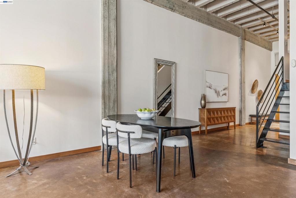 247 Fourth Street 405 Property Photo 17