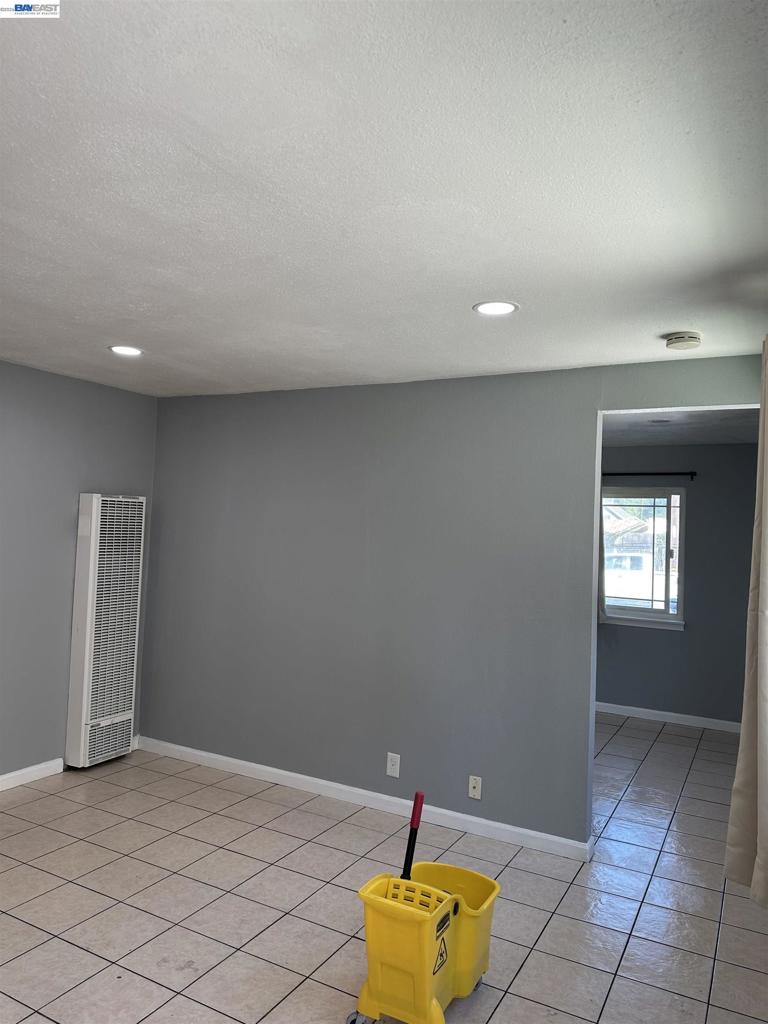 47 Cleveland Ave Property Photo 9