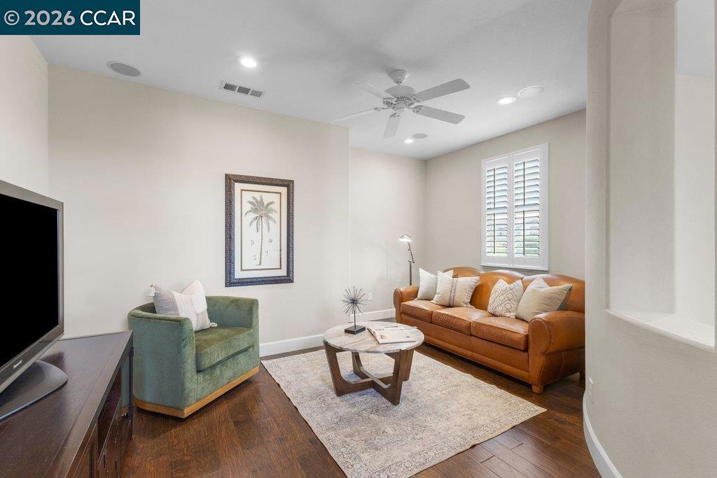 2012 Colmar St Property Photo 26