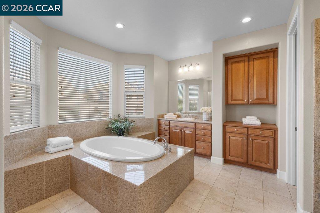 2012 Colmar St Property Photo 31