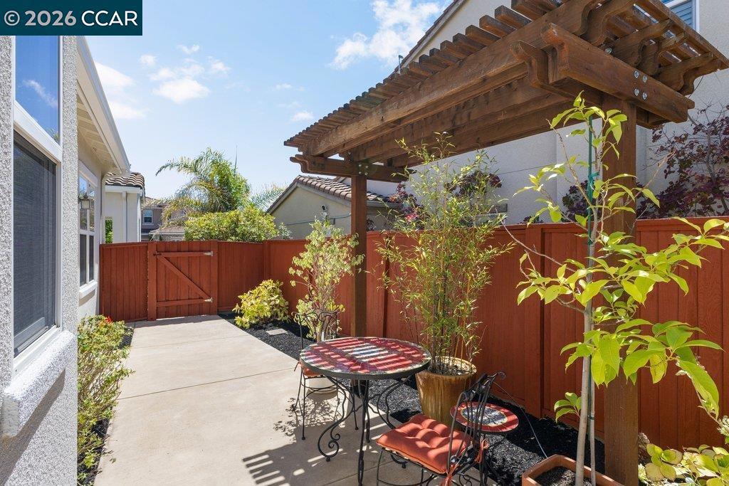 2012 Colmar St Property Photo 43
