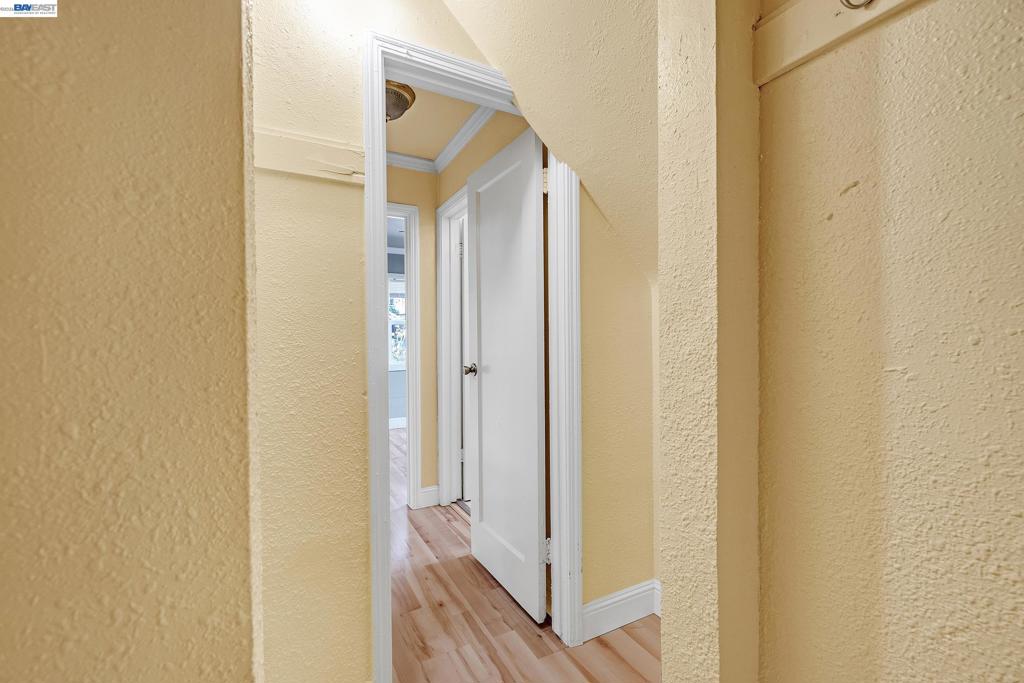 566 57th St. Property Photo 36